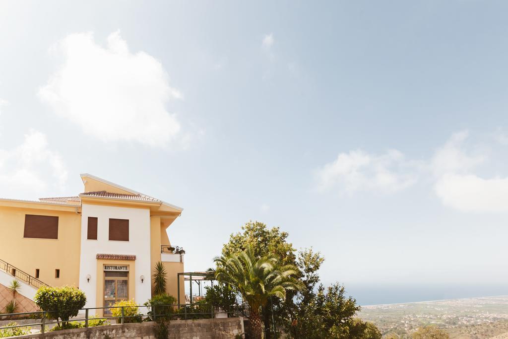 Hotel Bellavista Maiera Exterior photo